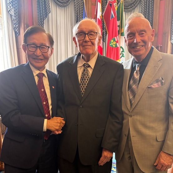 Dennis is pictured with MPP Lorne Coe and the Honourable Raymond Cho, Minister for Seniors and Accessibility.